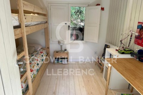 Купить земельный участок в Барселона, Испания 1012м², № 6082 - фото 18