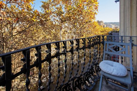 4 bedrooms apartment for sale in Barcelona, Catalonia, Spain № 5398 - photo 9