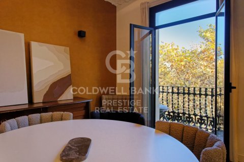 4 bedrooms apartment for sale in Barcelona, Catalonia, Spain № 5398 - photo 8