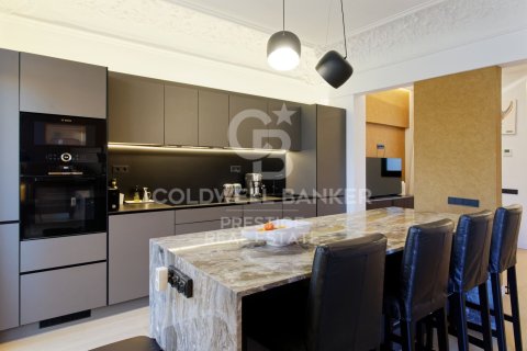 4 bedrooms apartment for sale in Barcelona, Catalonia, Spain № 5398 - photo 10