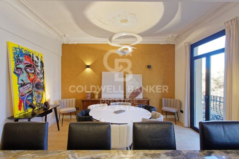 4 bedrooms apartment for sale in Barcelona, Catalonia, Spain № 5398 - photo 7