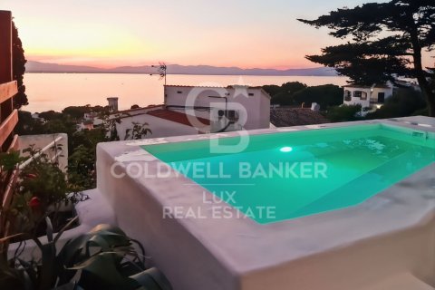 2 bedrooms house for sale in L'Escala, Girona, Catalonia, Spain № 5394