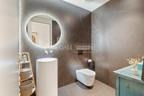 3 bedrooms apartment for sale in Principado De Andorra (Ninguna Poblacion Tiene C.P.), Lleida, Catalonia, Spain № 5392 - photo 17