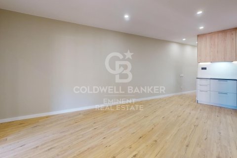 2 bedrooms apartment for sale in Barcelona, Catalonia, Spain № 5396 - photo 13