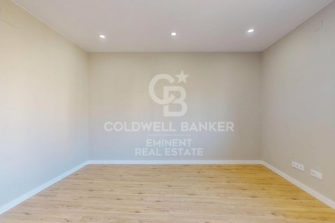 2 bedrooms apartment for sale in Barcelona, Catalonia, Spain № 5396 - photo 11