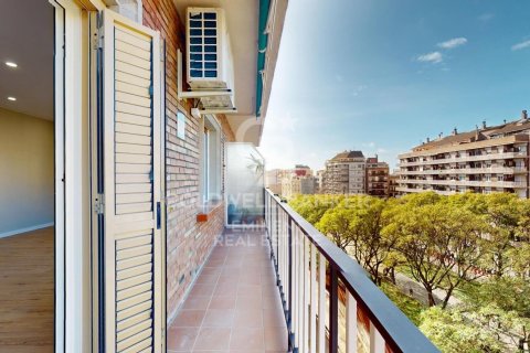 2 bedrooms apartment for sale in Barcelona, Catalonia, Spain № 5396 - photo 2