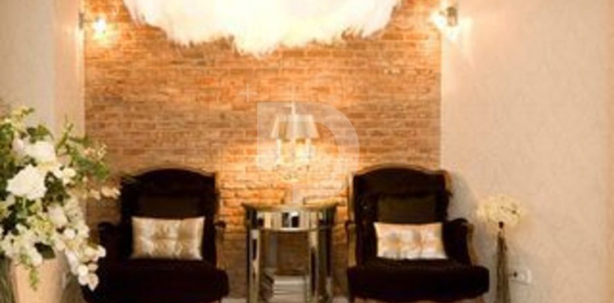 69 m² commercial property à vendre à Ciutat Vella, Barcelona, Catalonia, Spain № 5207