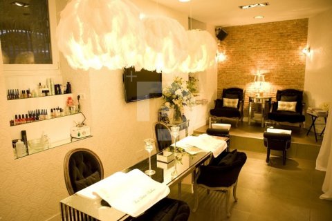 69 m² commercial property à vendre à Ciutat Vella, Barcelona, Catalonia, Spain № 5207 - photo 2