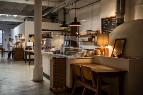 Кафе / ресторан 482м² в Л'Эшампле, Барселона, Каталония, Испания № 5204