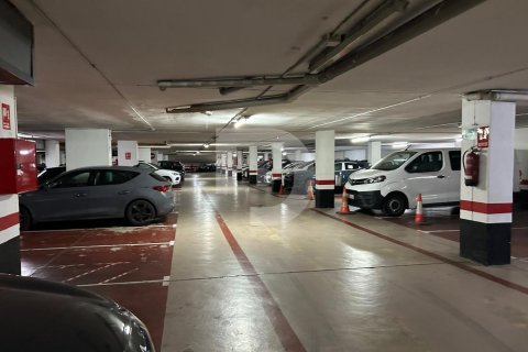 14600 sq.m. commercial property for sale in L'Eixample, Barcelona, Catalonia, Spain № 5203