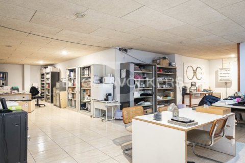 392 sq.m. commercial property for sale in Gracia, Barcelona, Catalonia, Spain № 5208 - photo 4