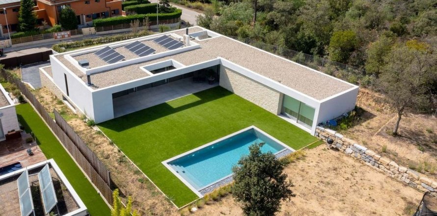 4 bedrooms house for sale in Catalonia, Spain № 6251