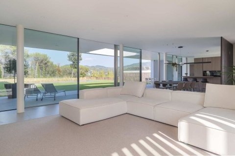 4 bedrooms house for sale in Catalonia, Spain № 6251 - photo 8