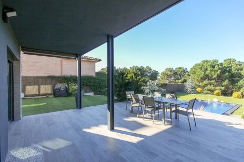 Купить дом в Каталония, Испания с 5 комнат, 537м², № 6252 - фото 21