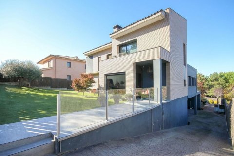 Купить дом в Каталония, Испания с 5 комнат, 537м², № 6252 - фото 14