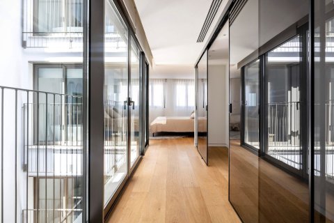 Apartamento de 3 dormitorios en venta en Barcelona, Cataluña, Spain № 6776 - foto 8