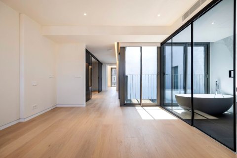 Apartamento de 3 dormitorios en venta en Barcelona, Cataluña, Spain № 6777 - foto 16