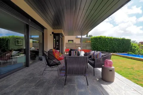 Купить дом в Барселона, Испания с 8 комнат, № 1726 - фото 4