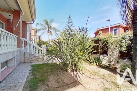 6 bedrooms house for sale in Cambrils, Tarragona, Catalonia, Spain № 4713 - photo 30