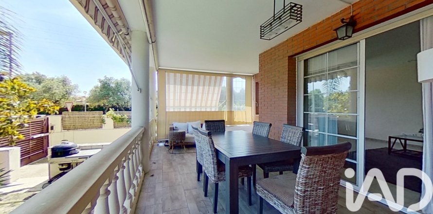 6 bedrooms house for sale in Cambrils, Tarragona, Catalonia, Spain № 4713