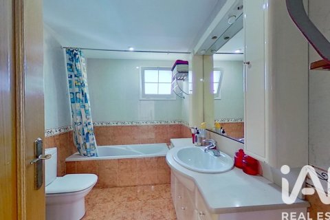 6 bedrooms house for sale in Cambrils, Tarragona, Catalonia, Spain № 4713 - photo 13