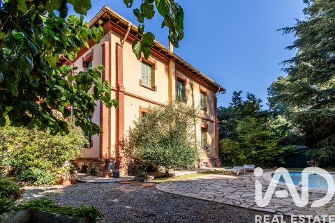 6 bedrooms house for sale in Castellar Del Valles, Barcelona, Catalonia, Spain № 4711