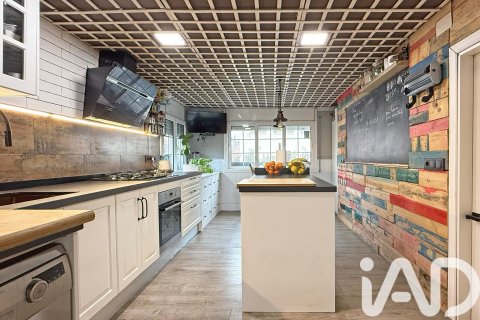 5 bedrooms house for sale in Vilafranca Del Penedes, Barcelona, Catalonia, Spain № 4714 - photo 3