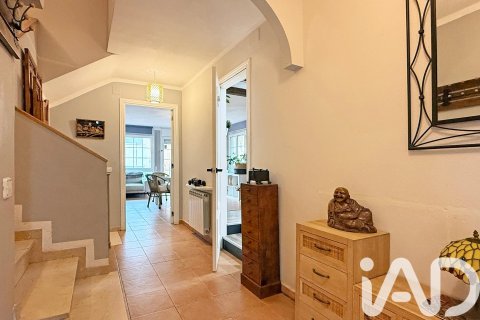 5 bedrooms house for sale in Vilafranca Del Penedes, Barcelona, Catalonia, Spain № 4714 - photo 4