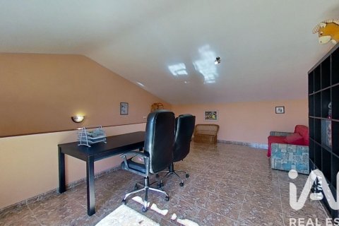 Купить дом в Кубельес, Испания с 4 спальни, 270м², № 4712 - фото 27