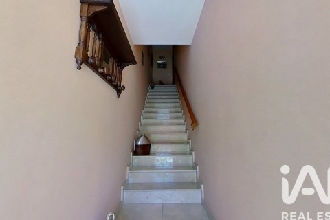 Купить дом в Кубельес, Испания с 4 спальни, 270м², № 4712 - фото 4