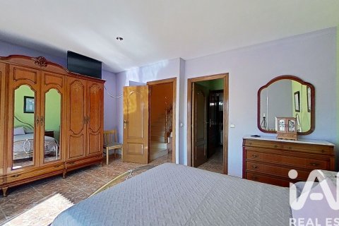 Купить дом в Кубельес, Испания с 4 спальни, 270м², № 4712 - фото 17