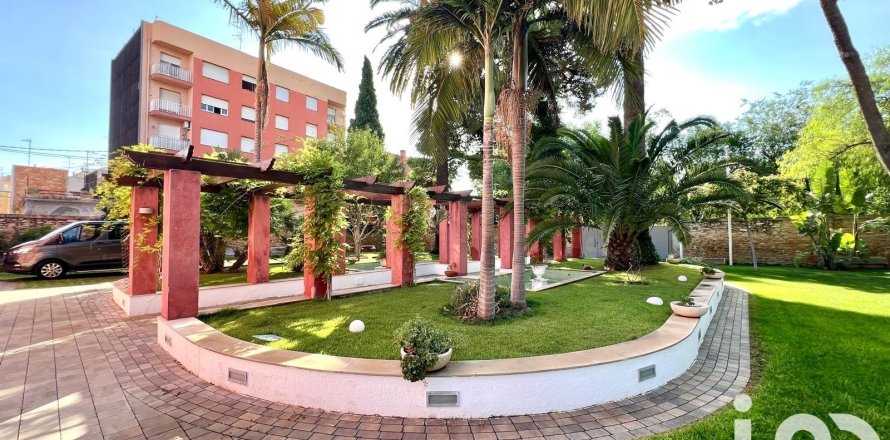 6 bedrooms house for sale in Amposta, Tarragona, Catalonia, Spain № 4828