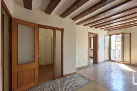 4 bedrooms apartment for sale in Barcelona, Catalonia, Spain № 4832 - photo 2