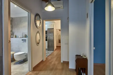 Apartamento de 2 dormitorios en venta en Barcelona, Cataluña, Spain № 7002 - foto 17