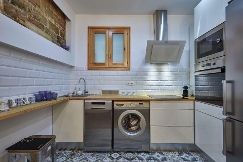 Apartamento de 2 dormitorios en venta en Barcelona, Cataluña, Spain № 7002 - foto 8