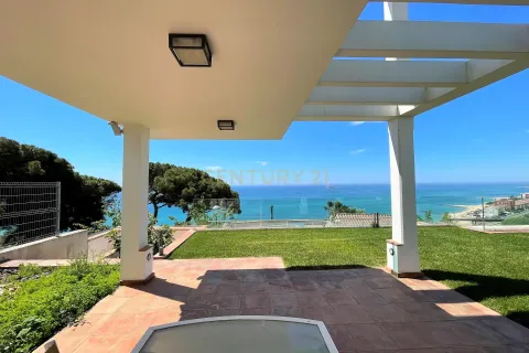 Сasa de 5 dormitorios en venta en Arenys de Mar, Barcelona, Cataluña, Spain № 7001 - foto 11