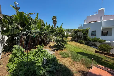 Сasa de 5 dormitorios en venta en Arenys de Mar, Barcelona, Cataluña, Spain № 7001 - foto 15