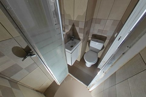 Apartamento de 6 dormitorios en venta en Barcelona, Cataluña, Spain № 7003 - foto 17
