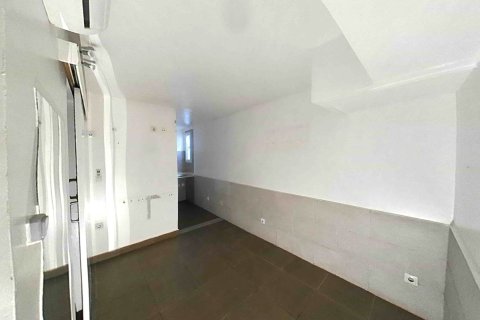 Apartamento de 6 dormitorios en venta en Barcelona, Cataluña, Spain № 7003 - foto 10