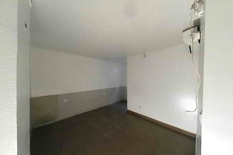 Apartamento de 6 dormitorios en venta en Barcelona, Cataluña, Spain № 7003 - foto 9