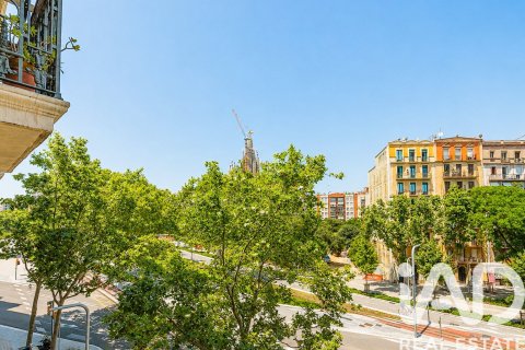 2 bedrooms apartment for sale in Barcelona, Catalonia, Spain № 7340 - photo 26