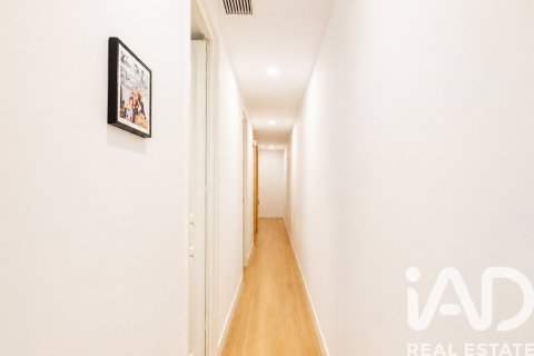 2 bedrooms apartment for sale in Barcelona, Catalonia, Spain № 7340 - photo 19
