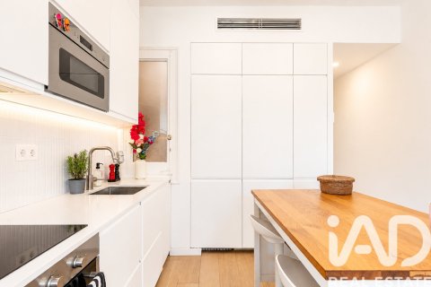 2 bedrooms apartment for sale in Barcelona, Catalonia, Spain № 7340 - photo 22
