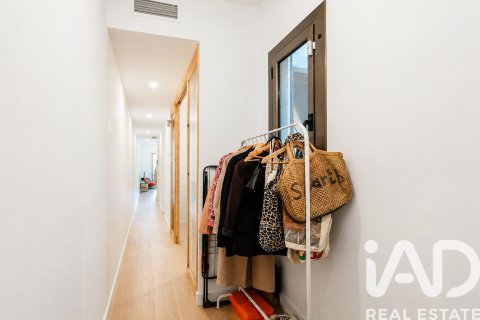 2 bedrooms apartment for sale in Barcelona, Catalonia, Spain № 7340 - photo 6