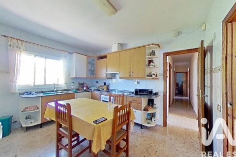 4 bedrooms house for sale in Roquetes, Tarragona, Catalonia, Spain № 7336 - photo 23