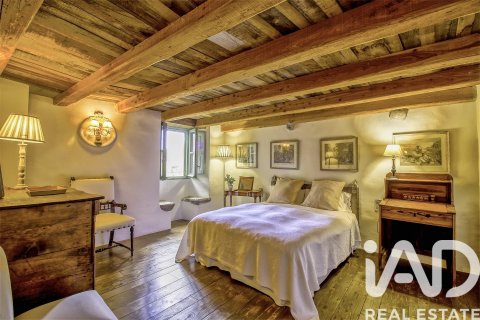 Купить дом в Виладемюльс, Испания с 9 спален, 946м², № 7341 - фото 19