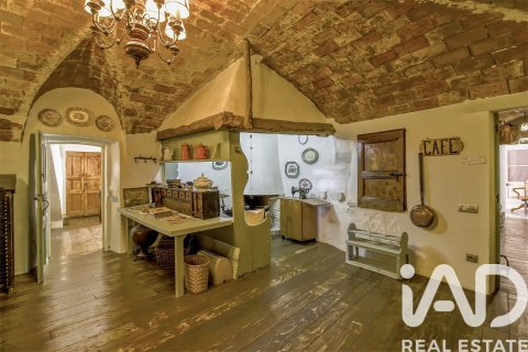 Купить дом в Виладемюльс, Испания с 9 спален, 946м², № 7341 - фото 23