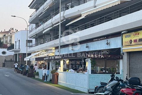 243 sq.m. cafe / restaurant for sale in L'Escala, Girona, Catalonia, Spain № 5855 - photo 8