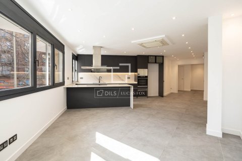 3 bedrooms apartment for sale in Barcelona, Catalonia, Spain № 6437 - photo 3