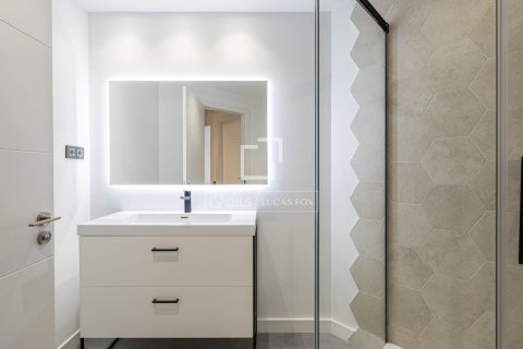 3 bedrooms apartment for sale in Barcelona, Catalonia, Spain № 6437 - photo 11